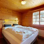 At The Bottom Of The Slopes In Crans-montana, Cosy Atmosphere Appartement