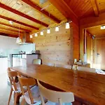 Appartement At The Bottom Of The Slopes In Crans-montana, Cosy Atmosphere *